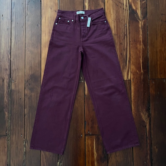 Madewell | Low-Slung Baggy Jeans - Picture 3 of 10